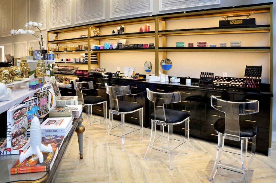 Salons of the Year 2017: Jose Luis Salon