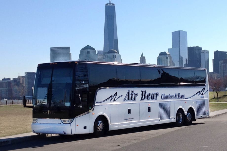 ABC delivers Van Hools to Minn., Mich.