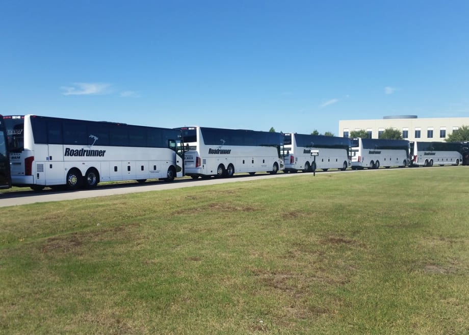 ABC delivers 17 Van Hools to Texas, New Orleans