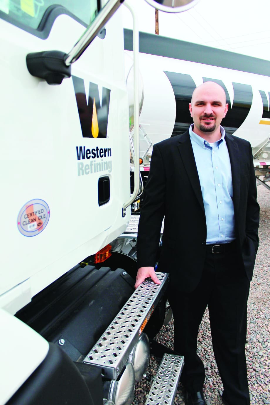 Western Refining Wholesale Promotes Manager to Director