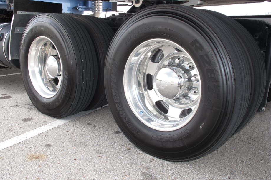 Making the Case for Low-Rolling-Resistance Tires