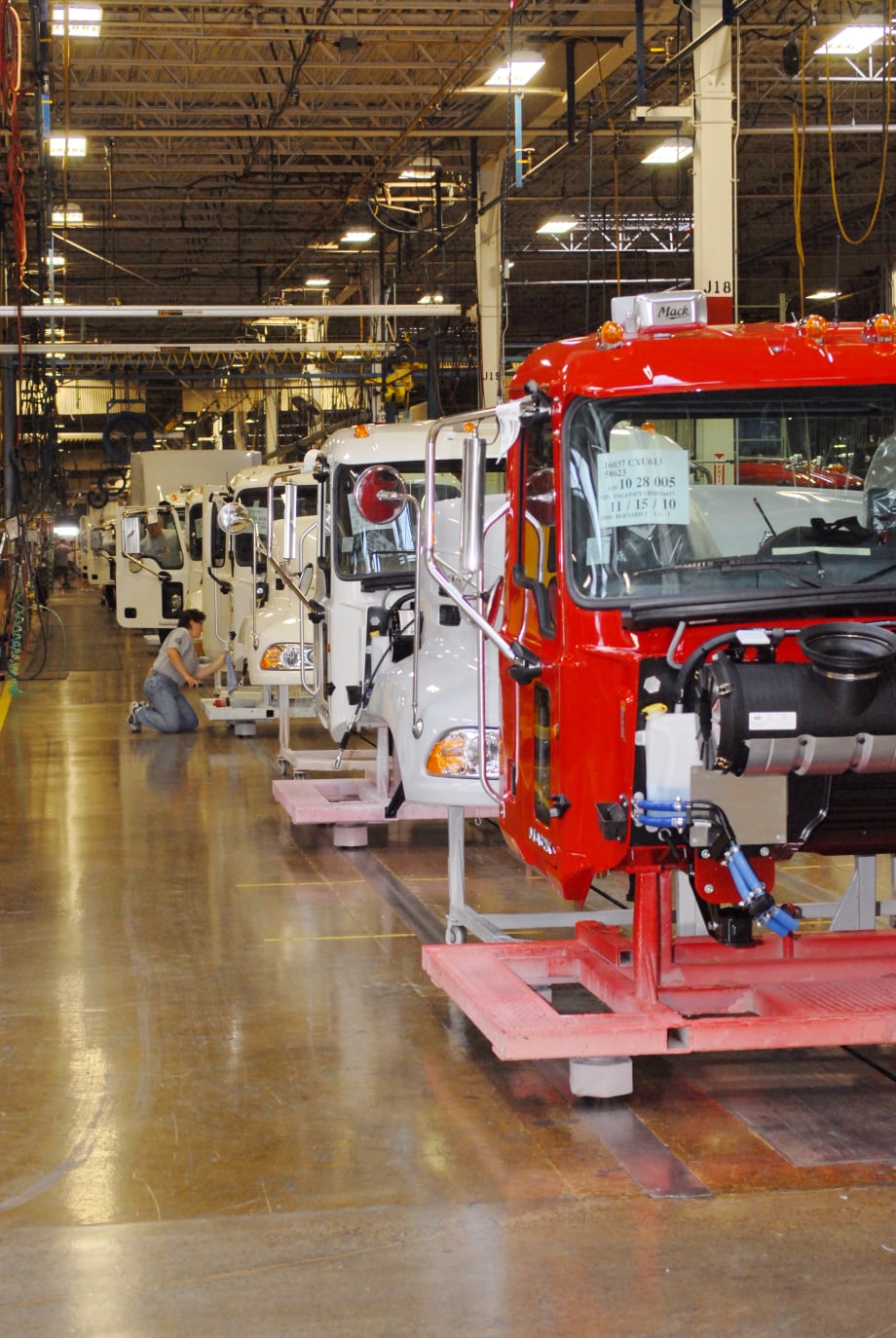 May Class 8 Orders Show Strongest Performance since 2006