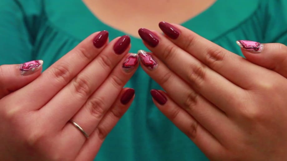 Every Hand Pose Ever for Nail Art Photos