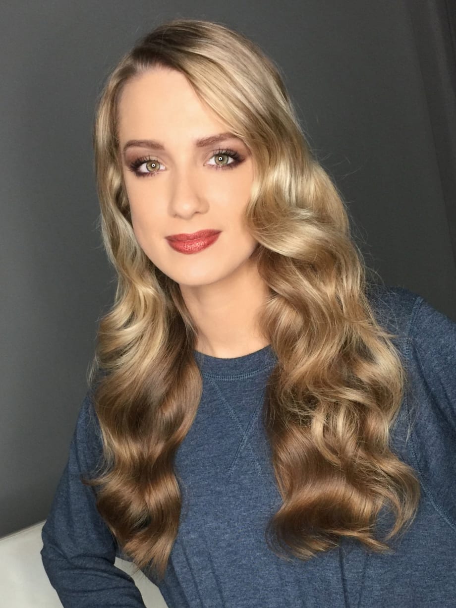 A Whole New Angle on Curls - Staying Ergonomically-Friendly with CurlBar