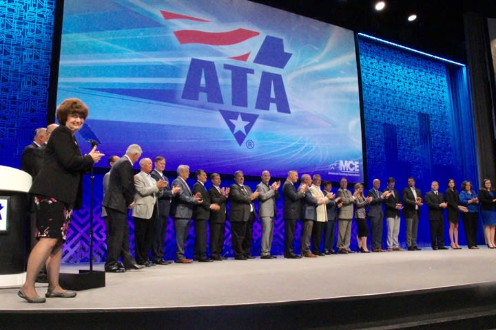 ATA Honors SmartWay and TAEC Award Winners at MC&E