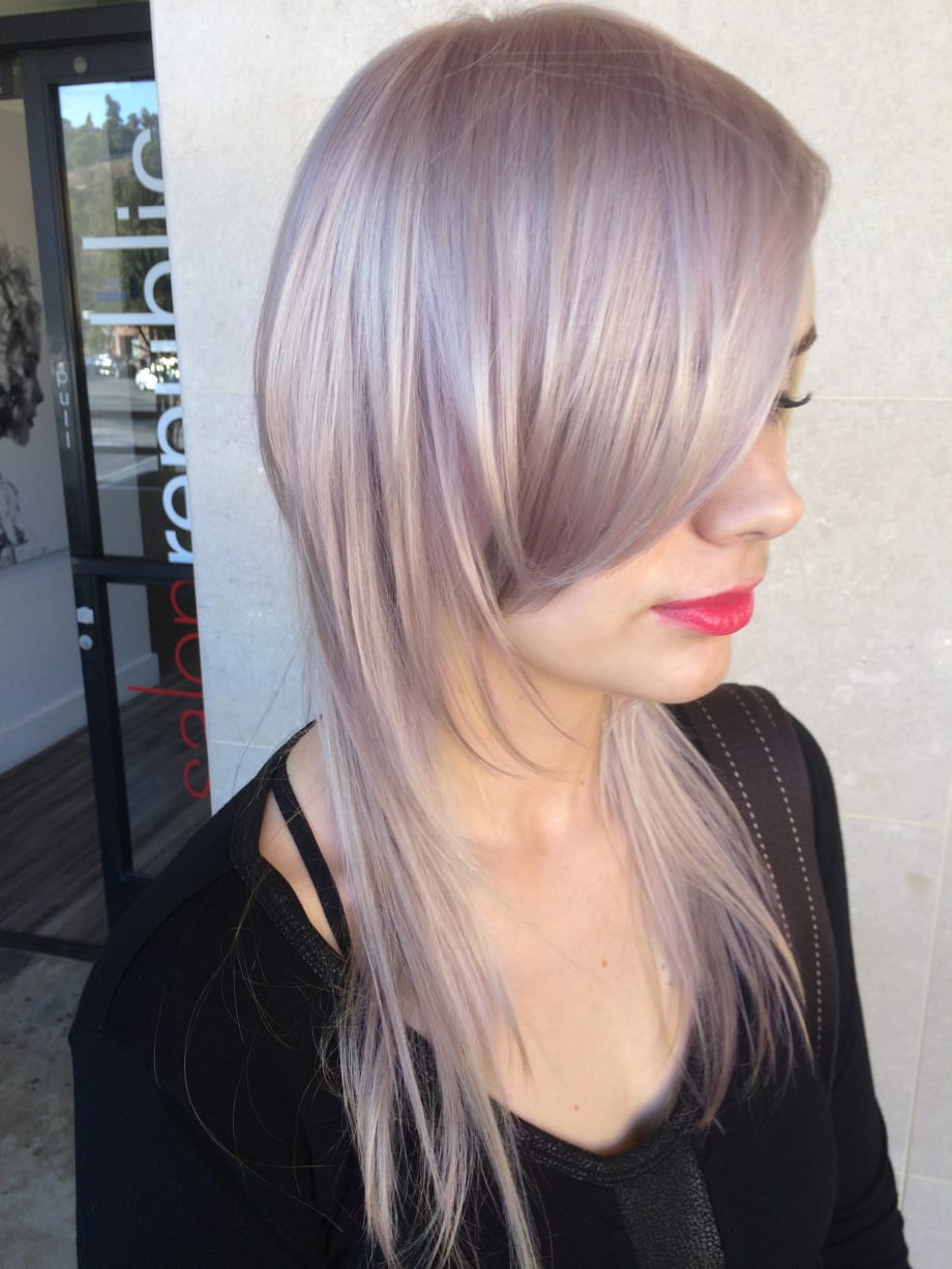 Pearl Jam: How to Achieve This Icy Ultra Violet Haircolor
