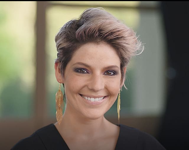 COLOR CORRECTION: Grown-out Bleach and Tone with a Rosé Glow