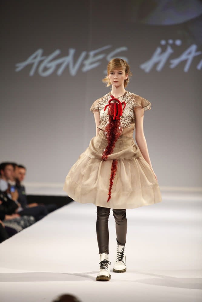 Julia Swibes Named Winner of 2014 Mario Make Me A Model