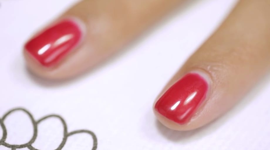 Alessandro Striplac Peel-Off UV/LED Polish Tutorial