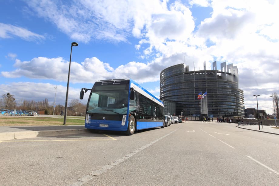 Alstom receives first order for Aptis electric buses