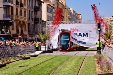 Alstom inaugurates first Citadis with new charging technology in Nice