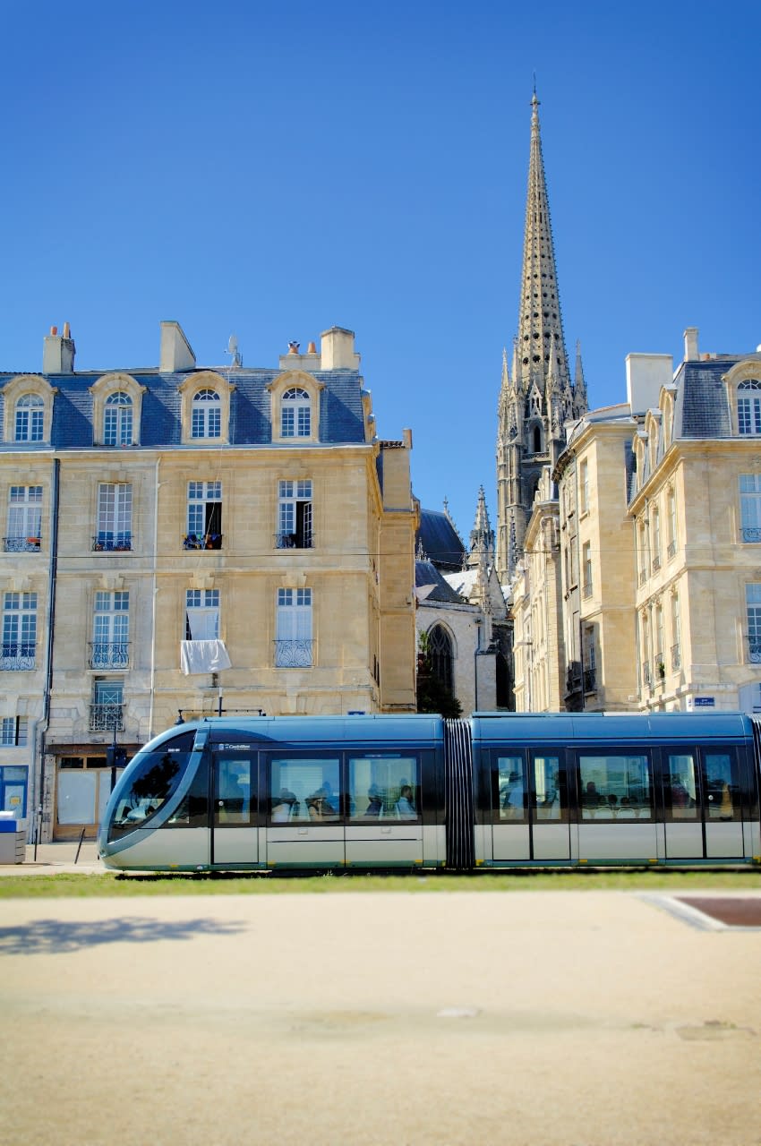 Alstom to supply 10 more French Citadis trams