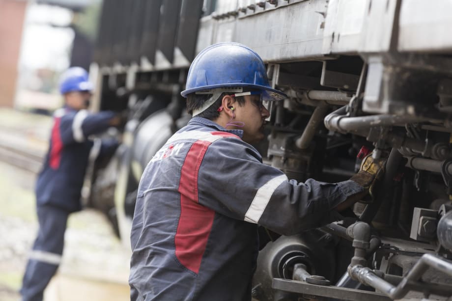 Alstom to modernize P2000 light rail fleet for LA Metro