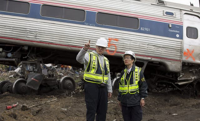 Lawyer: Amtrak engineer 'has absolutely no recollection of incident'