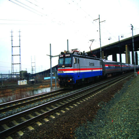 Report details needed work to fix Amtrak N.Y. tunnels