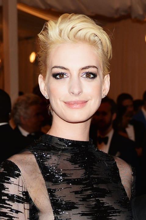 10 Celebrities Spotted Wearing The Androgynous Hair Trend Look
