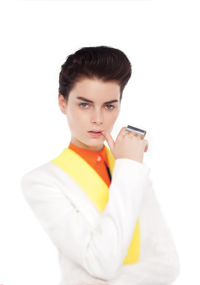 11 Styling Options on Identical Twins with Identical Hair Cuts