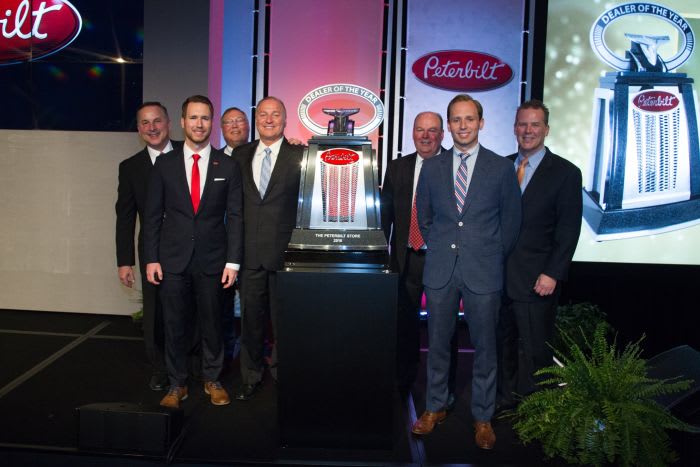 Peterbilt Announces Annual Dealer Award Winners