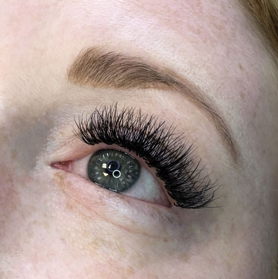 4 Valentine’s Day Lash Designs That Bring the Love