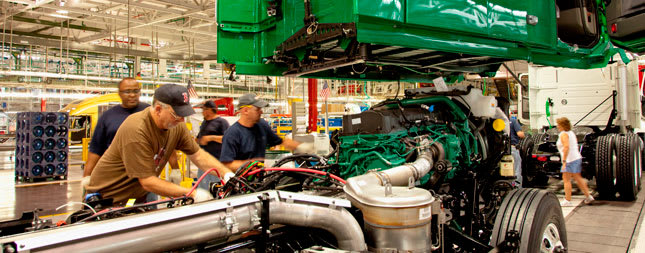 Class 8 Backlog Falls in April; Economic Activity Will Expand Moderately
