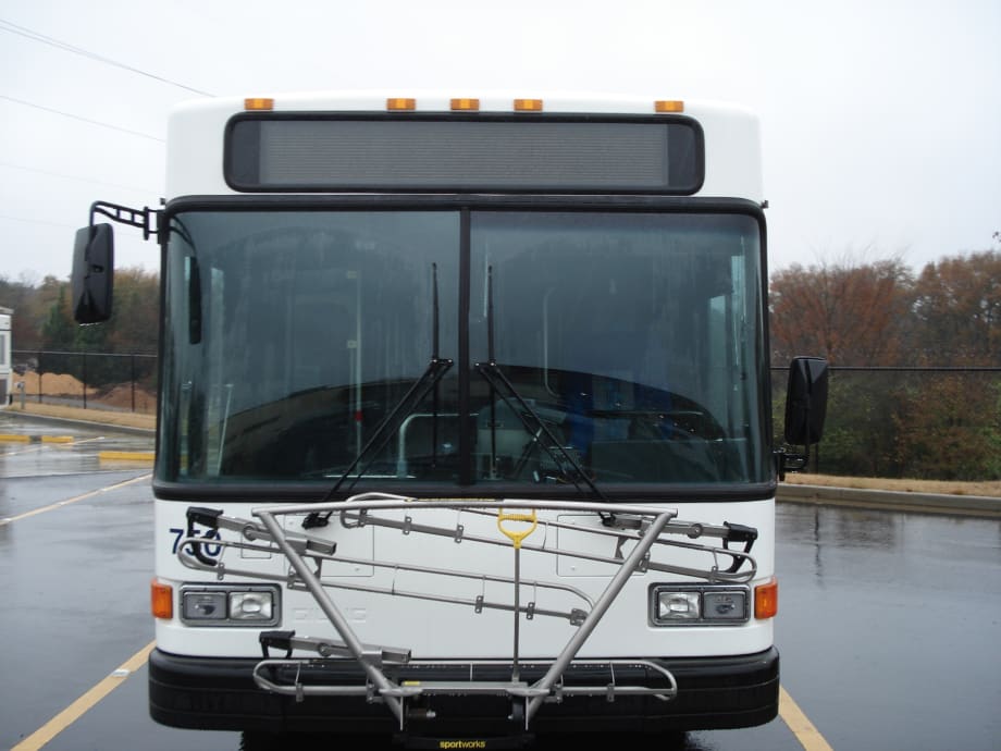 Private shuttles taking bite out of Georgia agency's ridership