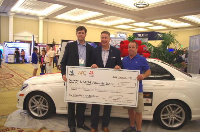 ADESA, AFC, IAA Auction Raises $27,500 for NIADA Foundation