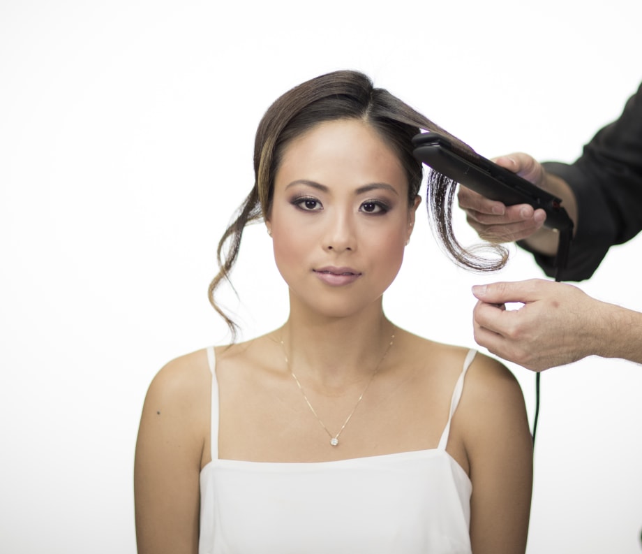 HOW-TO: Glamorous, Low Textured Bun