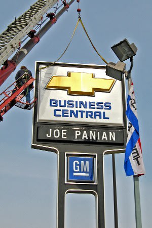 GM Ad Campaign to Focus on Small-business Owners