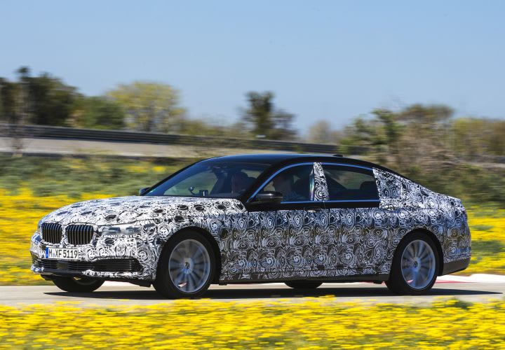 BMW Packs 2016 7 Series With Innovative Tech