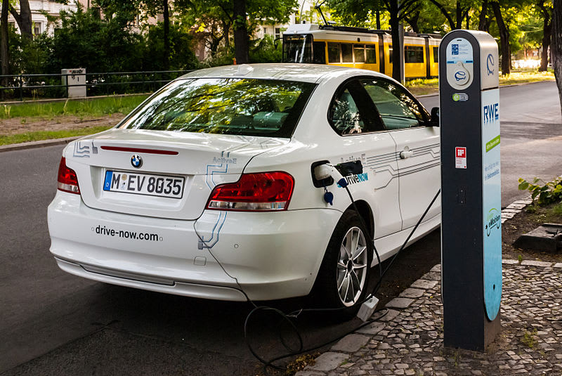Sixt Signs Agreement to Sell DriveNow to BMW
