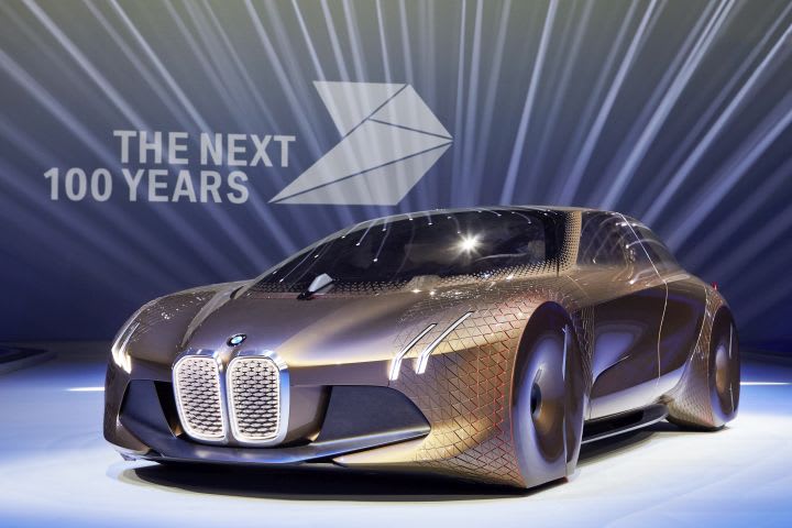 BMW Prepping Electric Flagship for 2021