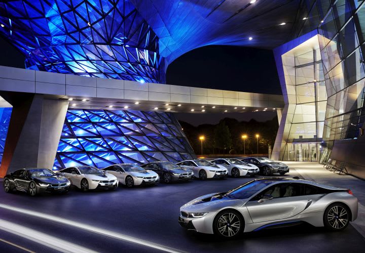BMW Delivers First i8 Plug-in Sports Cars