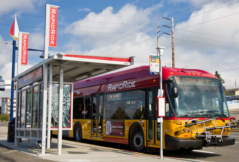 APTA: Public transit users save $9,524 annually