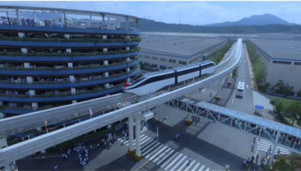 BYD enters mass transit market with low-cost train