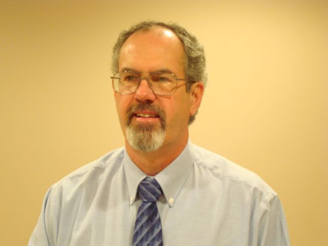 Renowned school bus tech retires