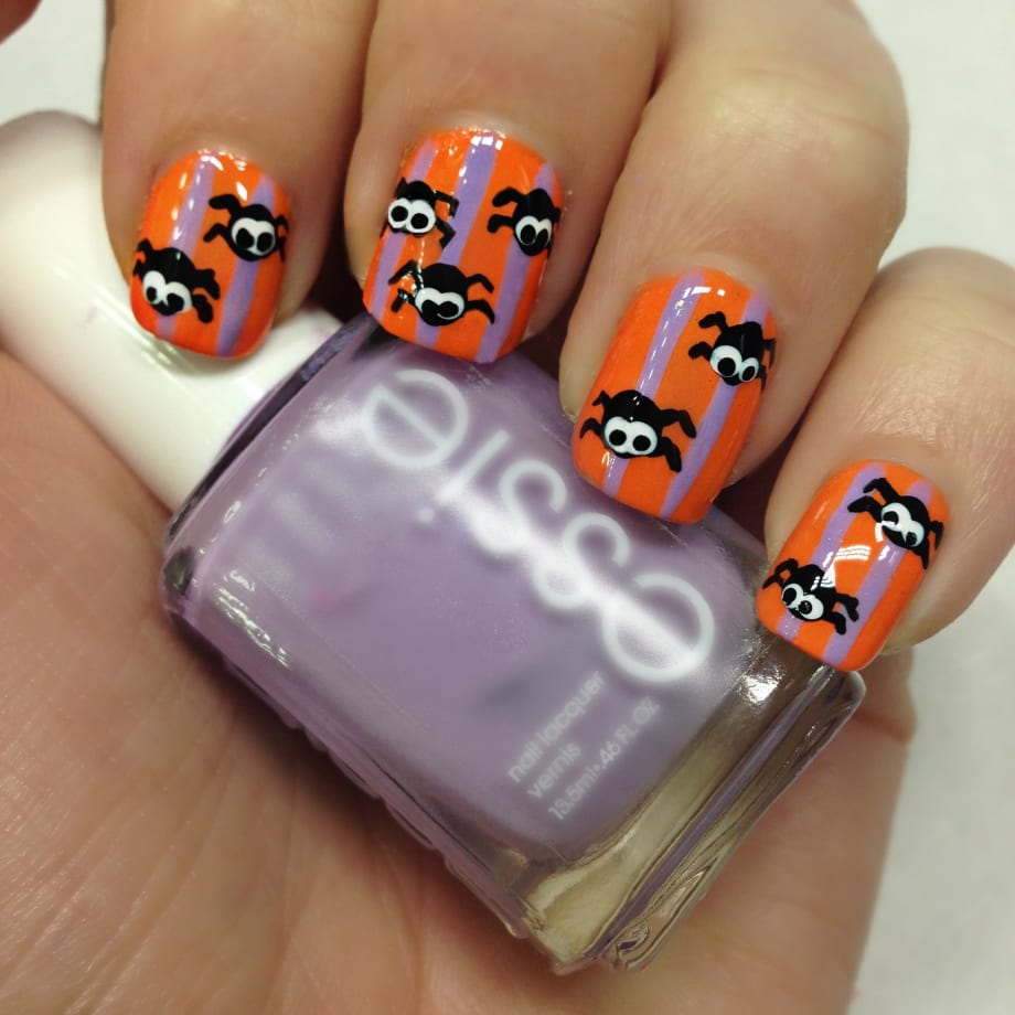 Easy Halloween Spider Nail Art