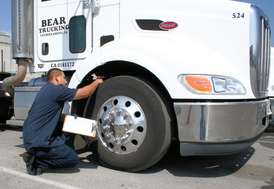 5 Reasons to Outsource your Tire Maintenance
