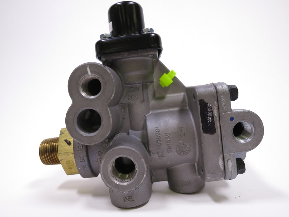 Bendix Updates Trailer Parking Brake Valve Issue