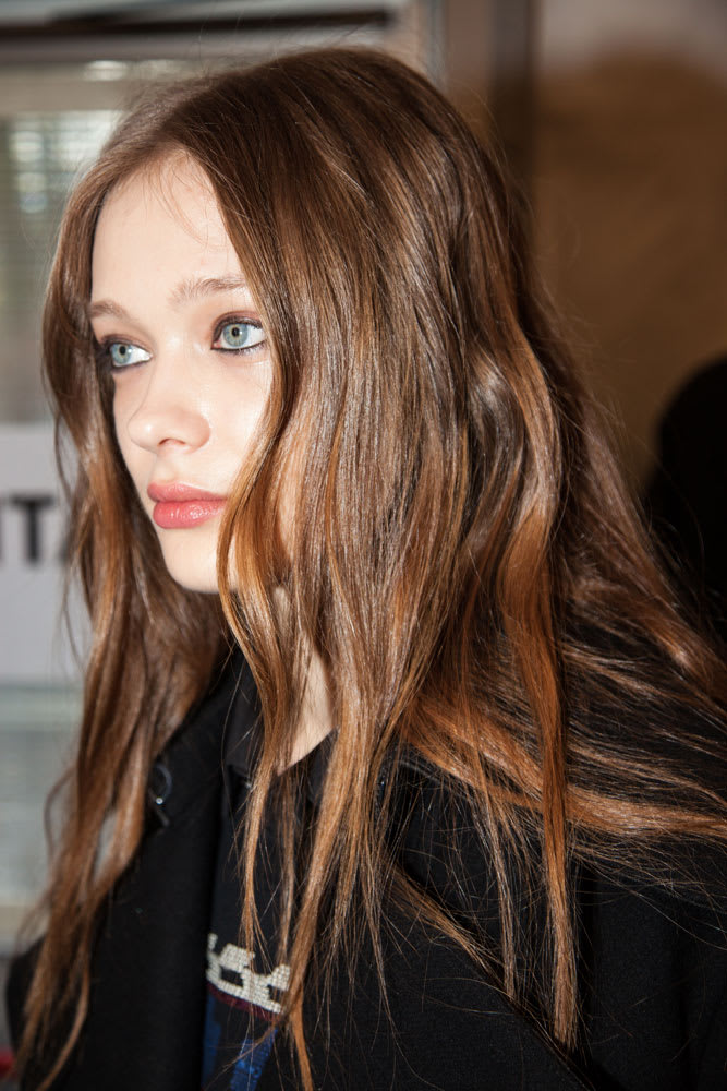 GET THE LOOK: Wavy Hair by James Pecis for Blumarine