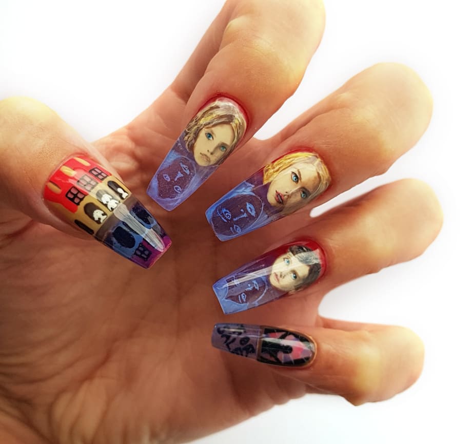 NTNA S. 6 Challenge 3: Ghostly Nail Art (Bojana)