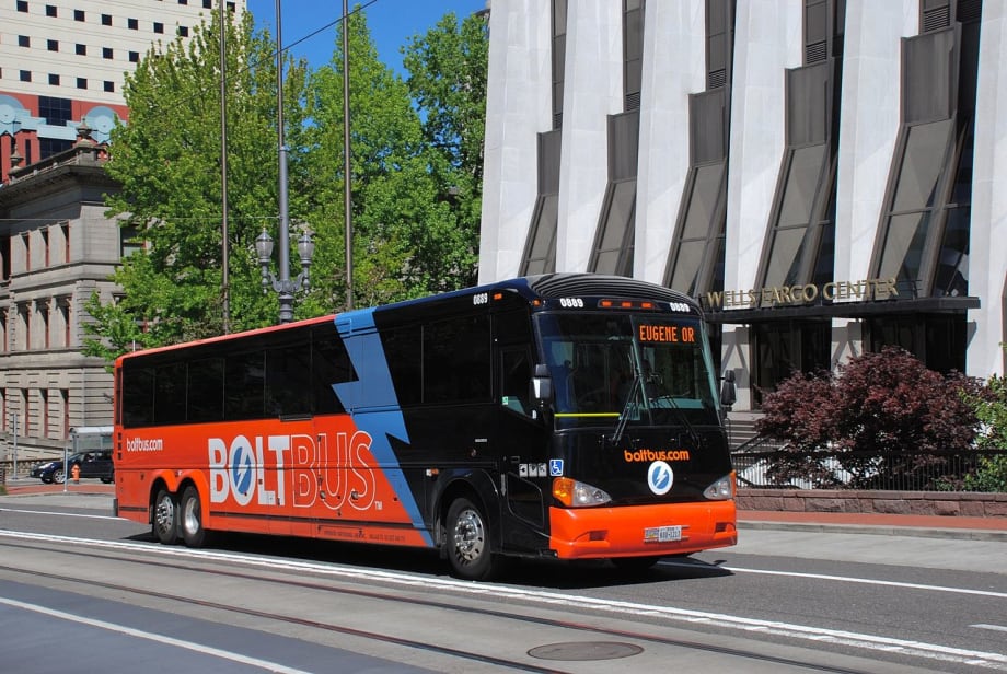 Bolt Bus finding success in Pacific Northwest