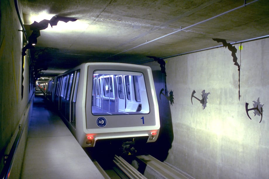 Bombardier signs people mover contract with Denver airport