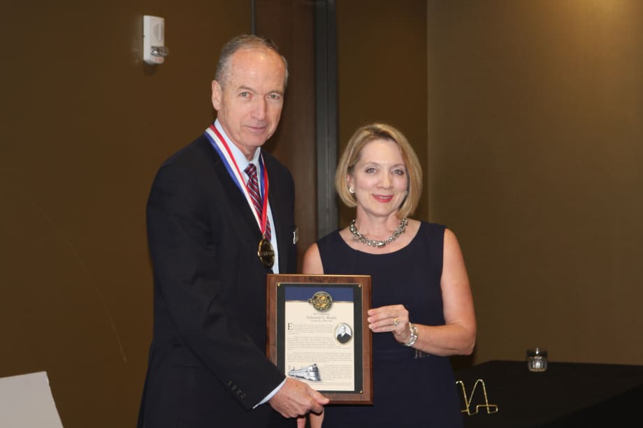 Bombardier accepts award on behalf of rail pioneer Budd