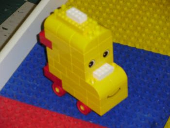 Kids learn safety lesson from Buster the School Bus