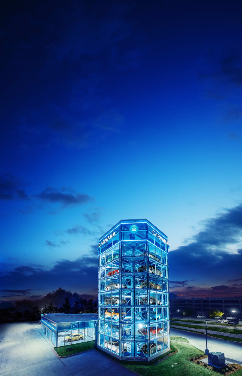 Carvana Opens Fourth Car Vending Machine in Texas