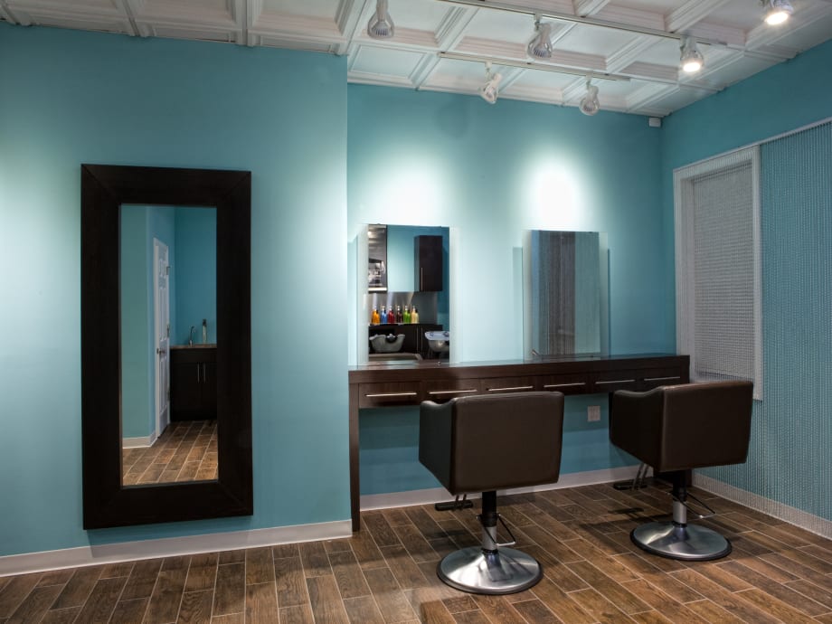 Salon Tour: Colour Bar Hair Colour Specialist