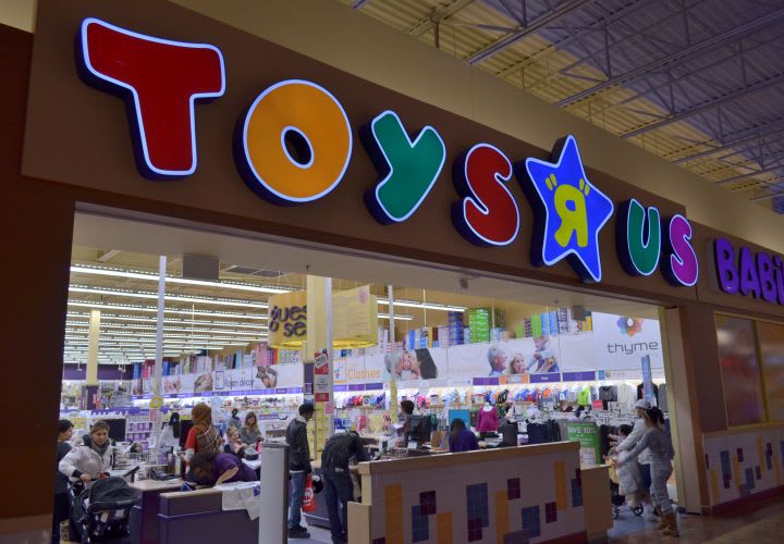 Toys 'R' Us Logistics Director Arrested for Fleet Card Fraud