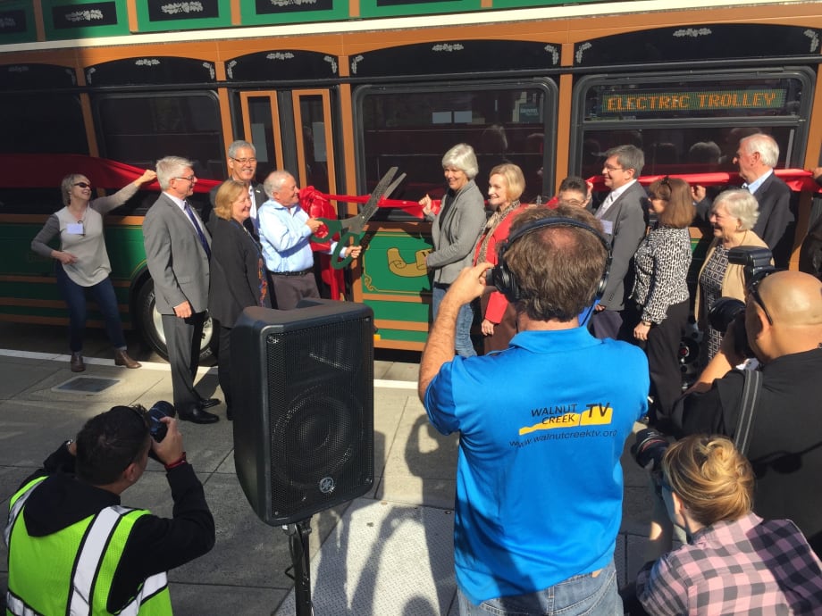 CCCTA adds WAVE in-route wireless charging at BART station