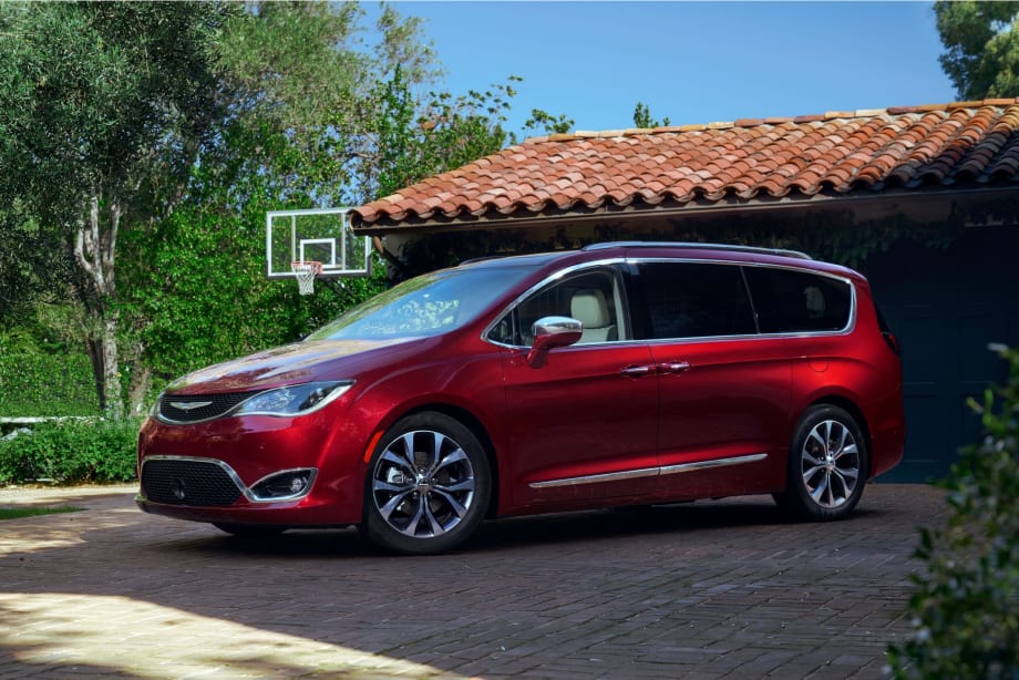 Chrysler Pacifica Hybrid Minivan Using LG Chem Battery Pack