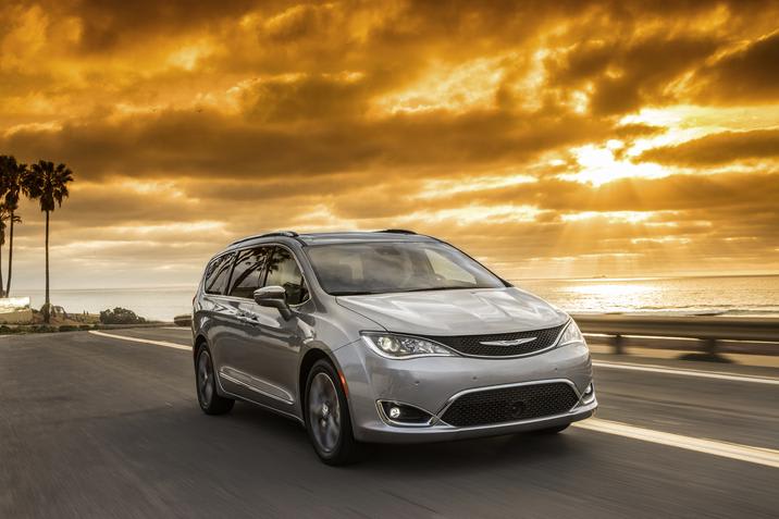 Chrysler Recalls Pacifica Minivans for Seat Belts